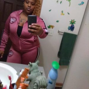 Meet your Posher, Taja